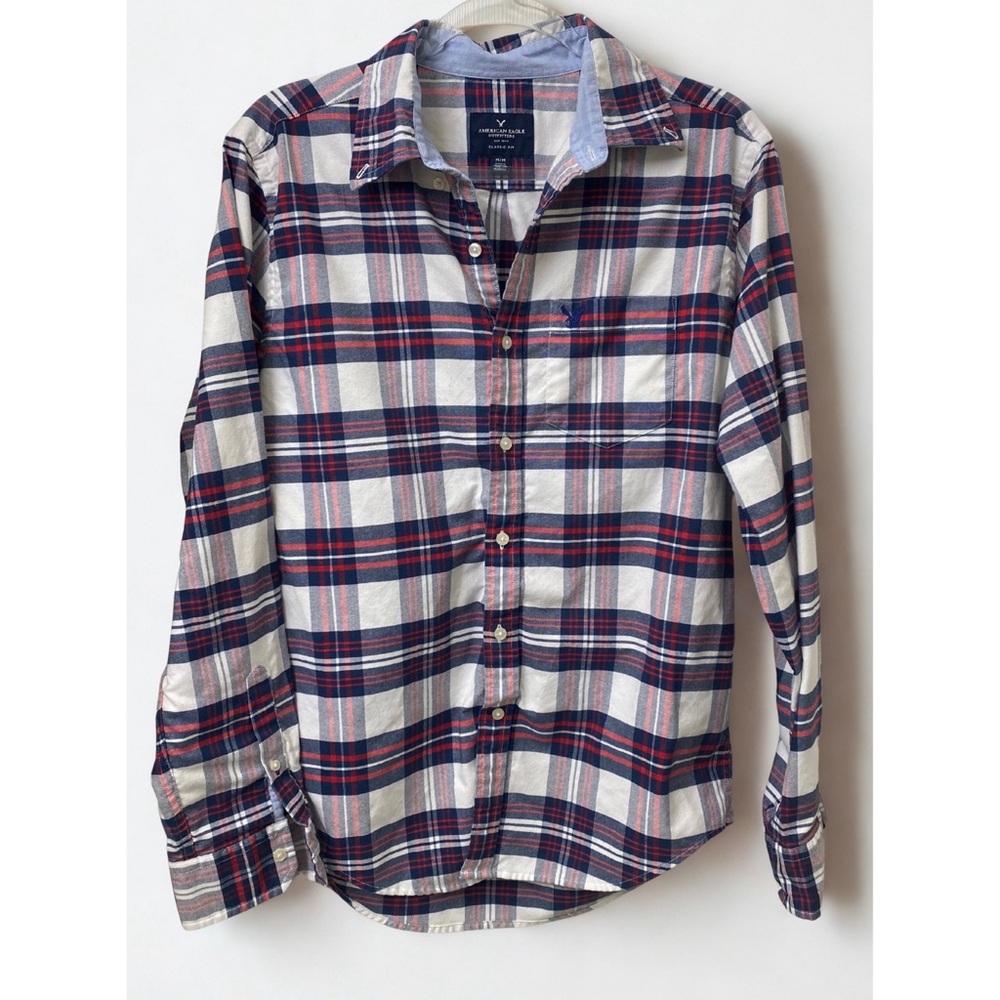 Men's American Eagle Outfitters plaid long sleeve button up shirt Size Medium